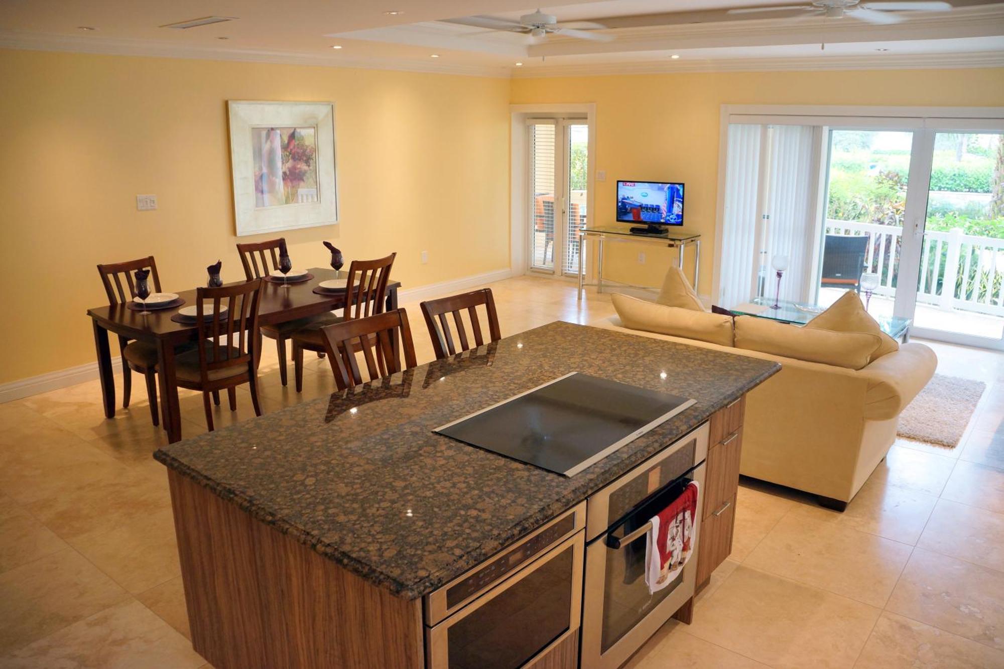 Two-Bedroom Garden and Pool, Second Floor,915617920:JPEG